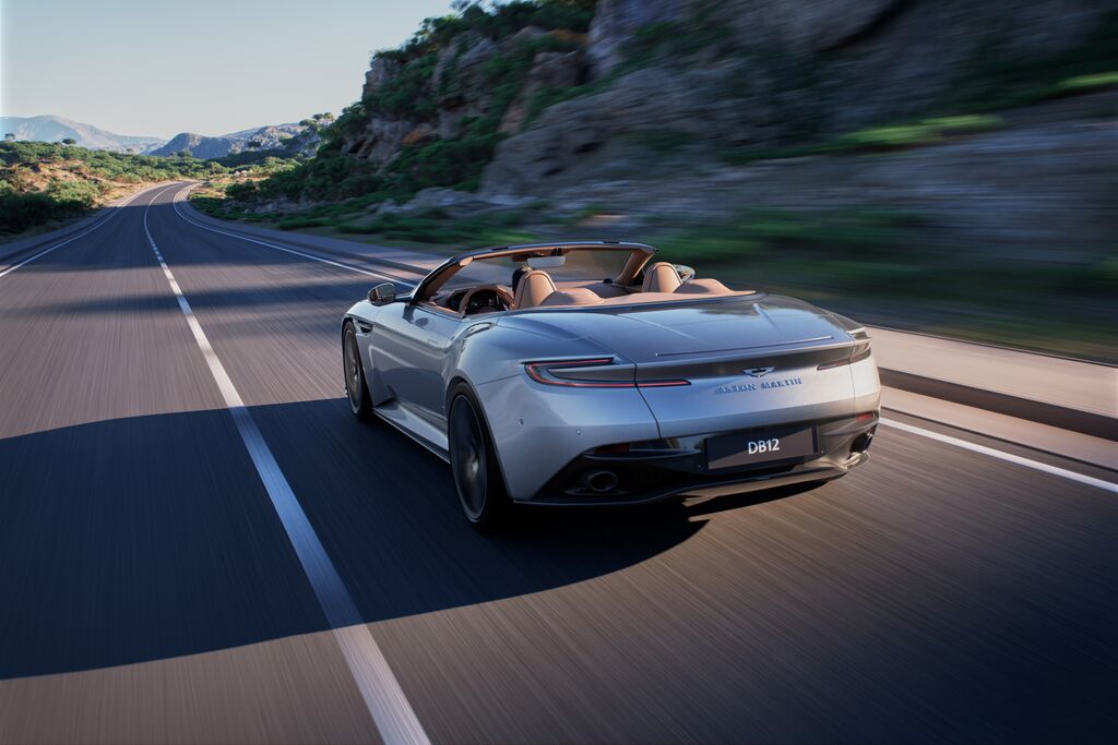 DB12 Volante
